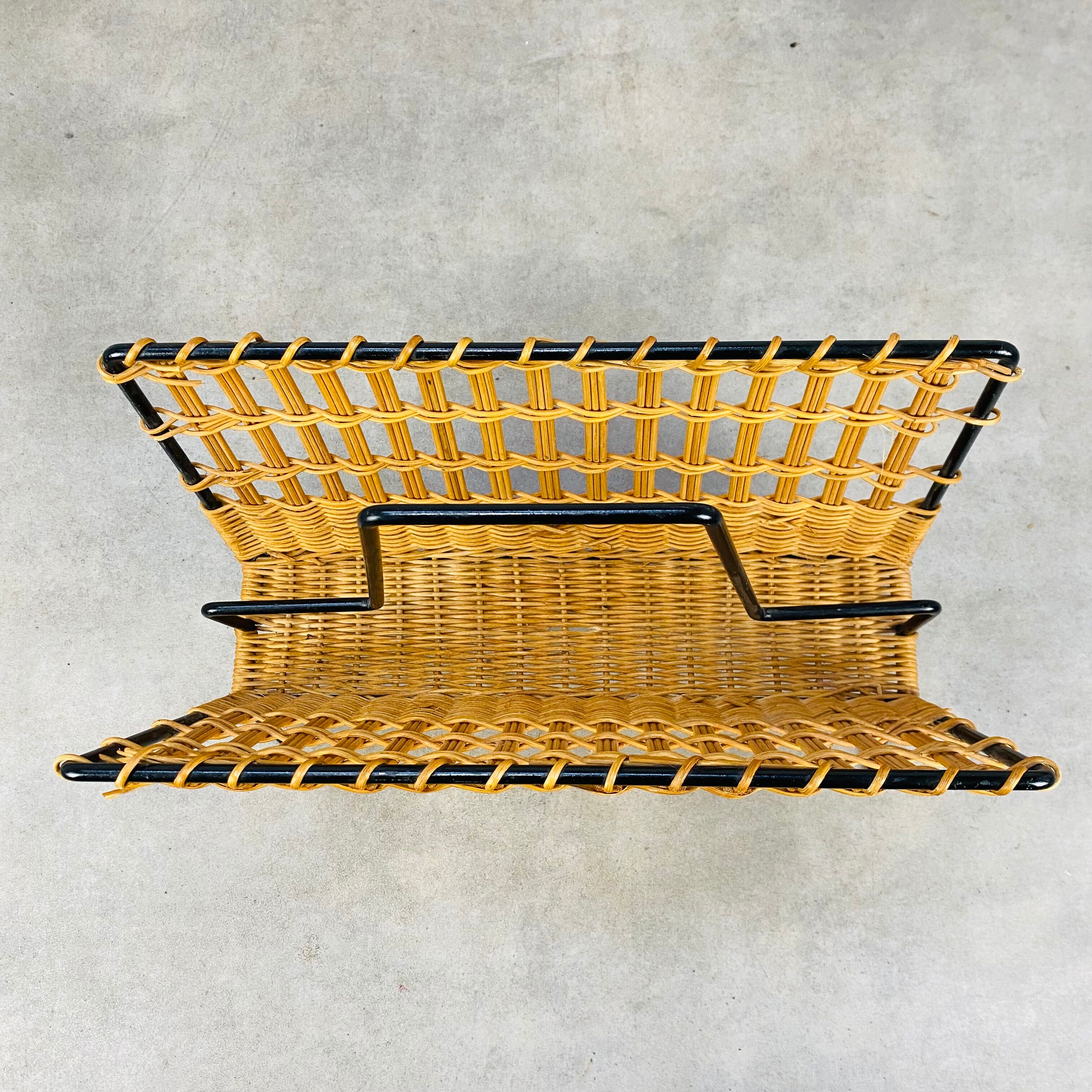 Magazine holder 50s rattan and metal