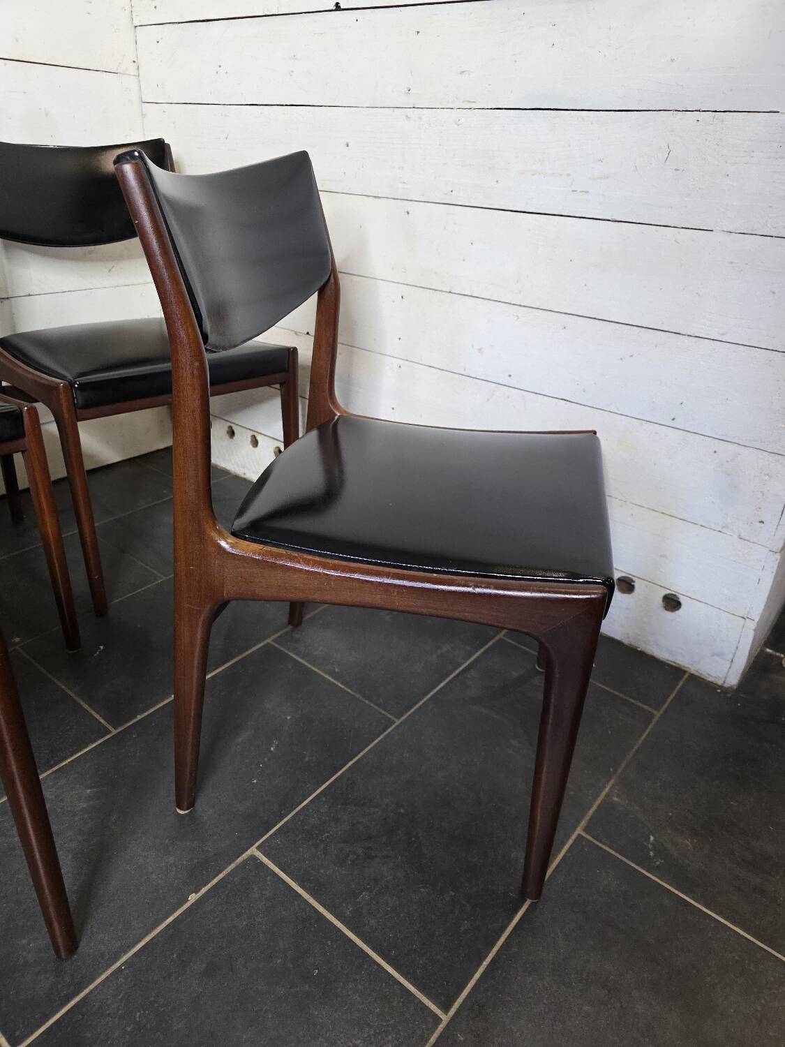 6 vintage rosewood chairs from the 60s
