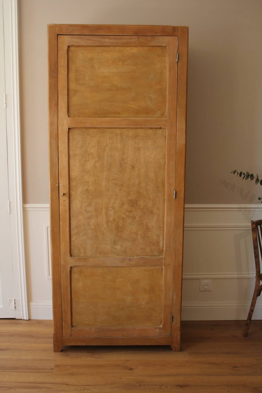 Bonnetière, Parisian wardrobe