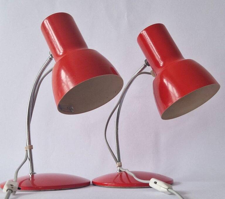 Paire de lampes de table rouges Midcentury Napako, années 1970