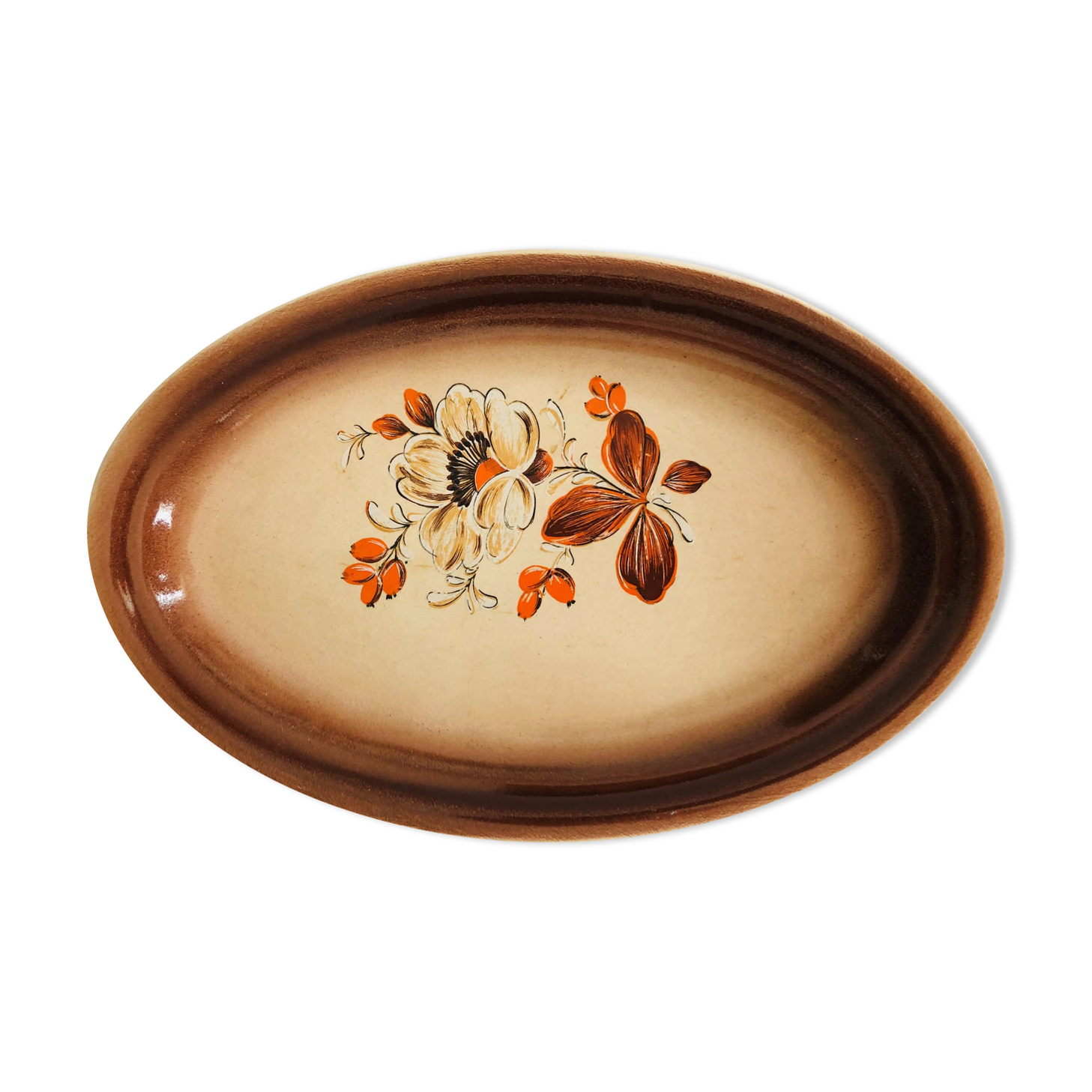 Oval ceramic plate