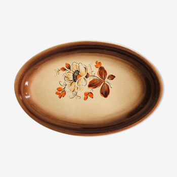 Oval ceramic plate