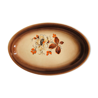 Oval ceramic plate