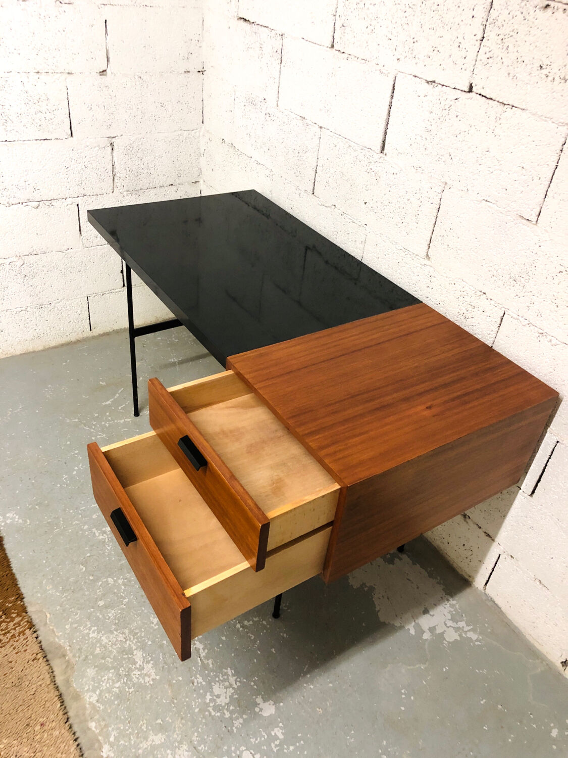 Bureau CM141 de Pierre Paulin édition Thonet 1960s