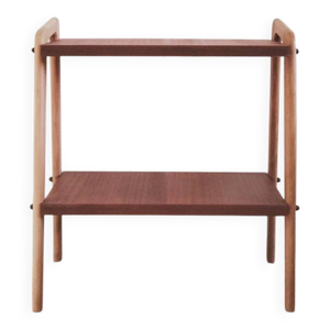 Etagère moderniste style