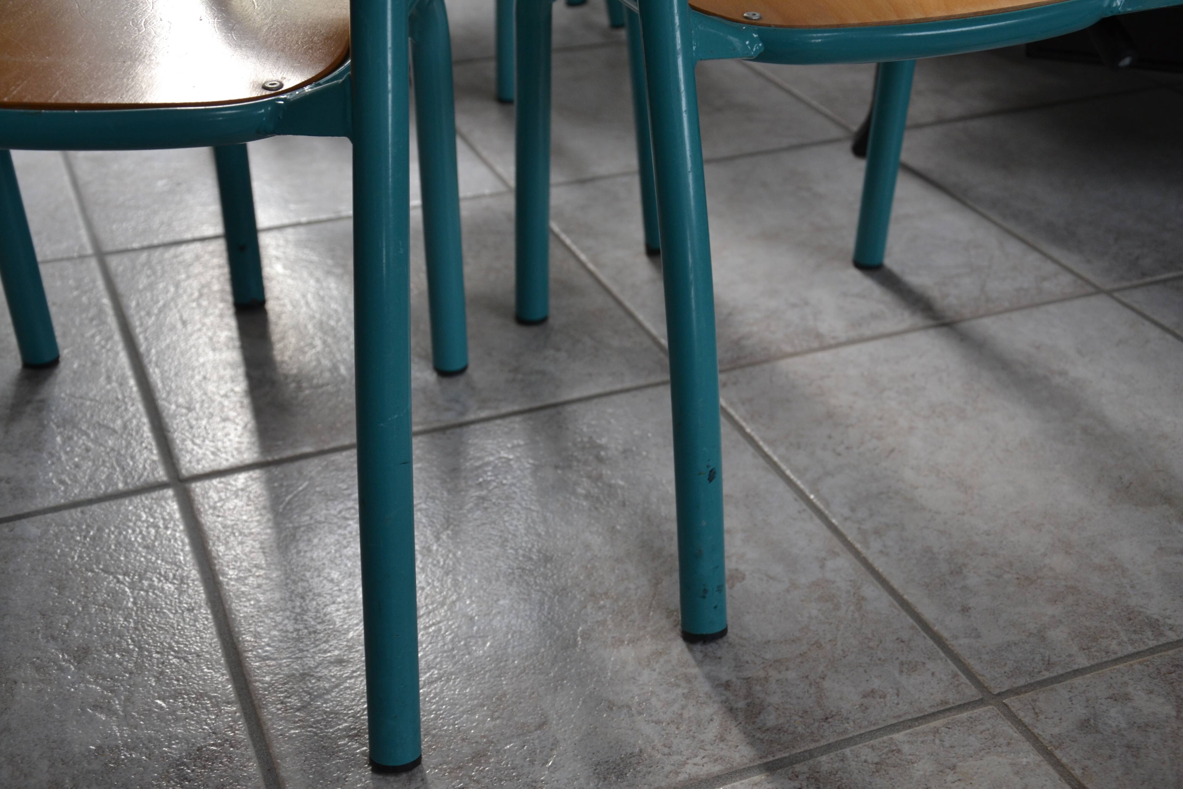 6 vintage blue children's chairs