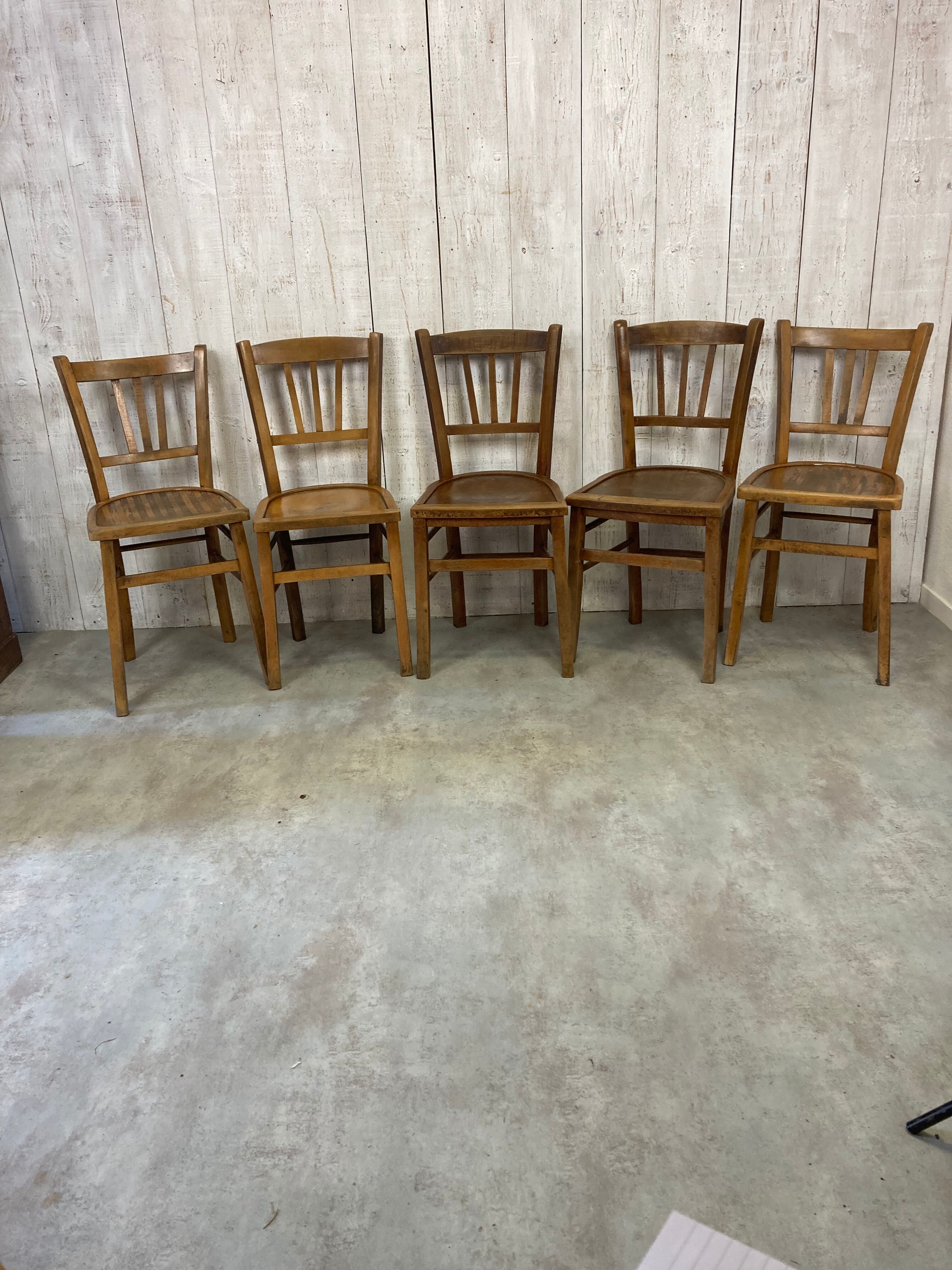 Chaises bistrot dépareillées x5