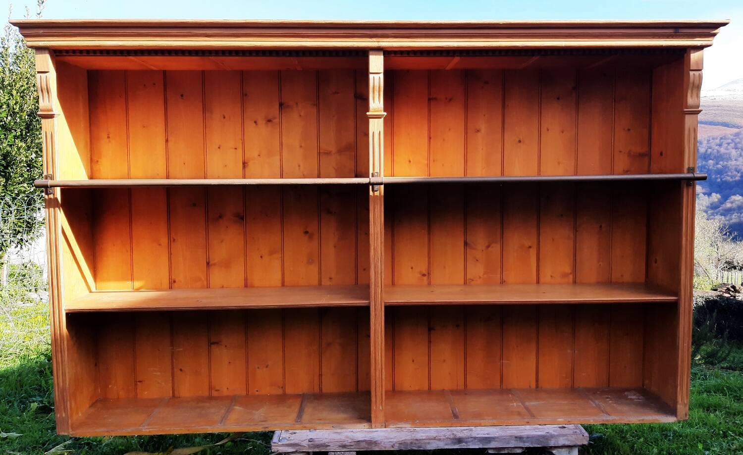 Pine bookcase (251 x 49 x height 288 cm)