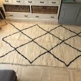 Beautiful carpet Beniouarin pure wool