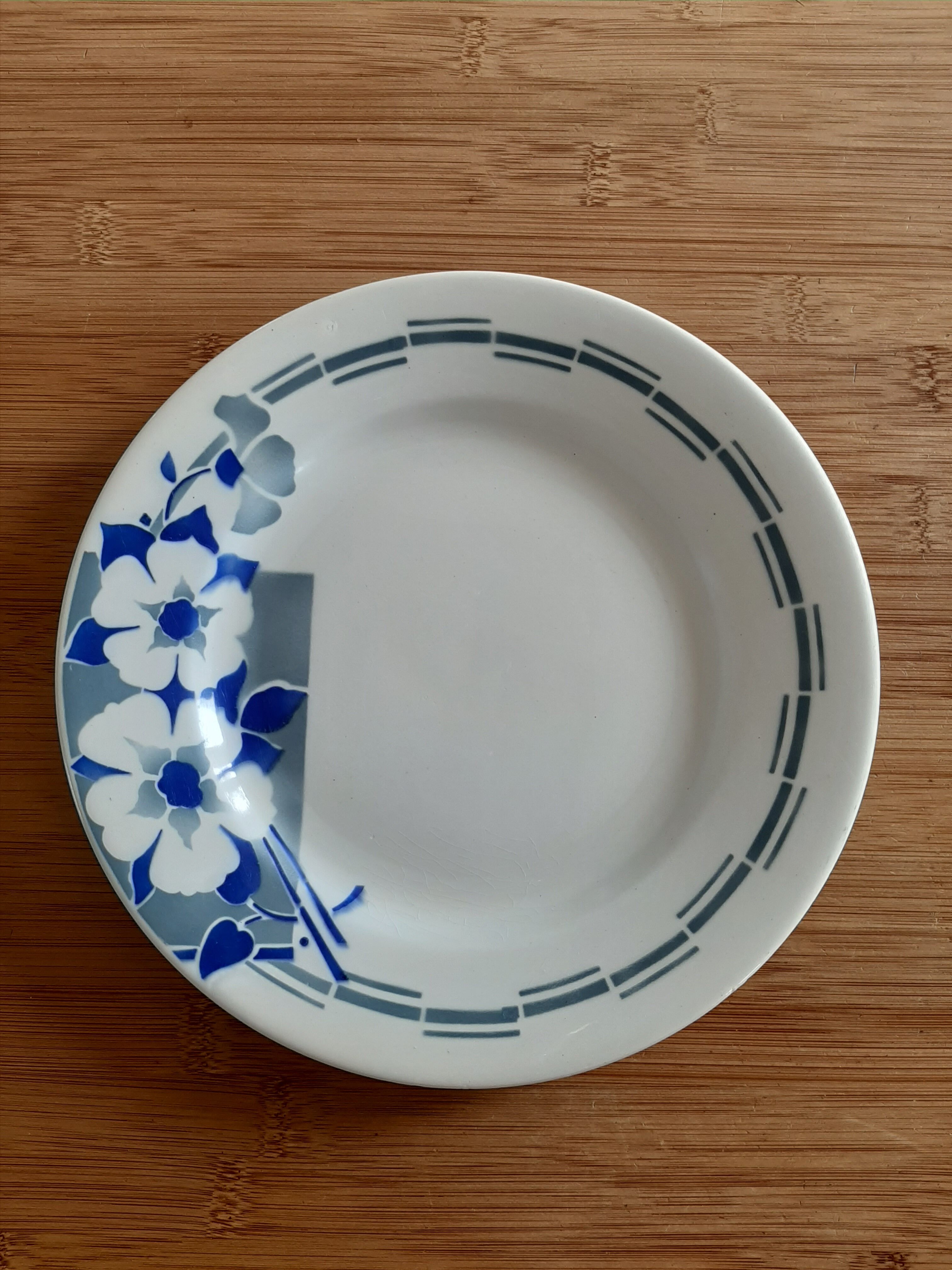 Lot de 6 assiettes plates anciennes Céranord  St Amand modèle LUGANO