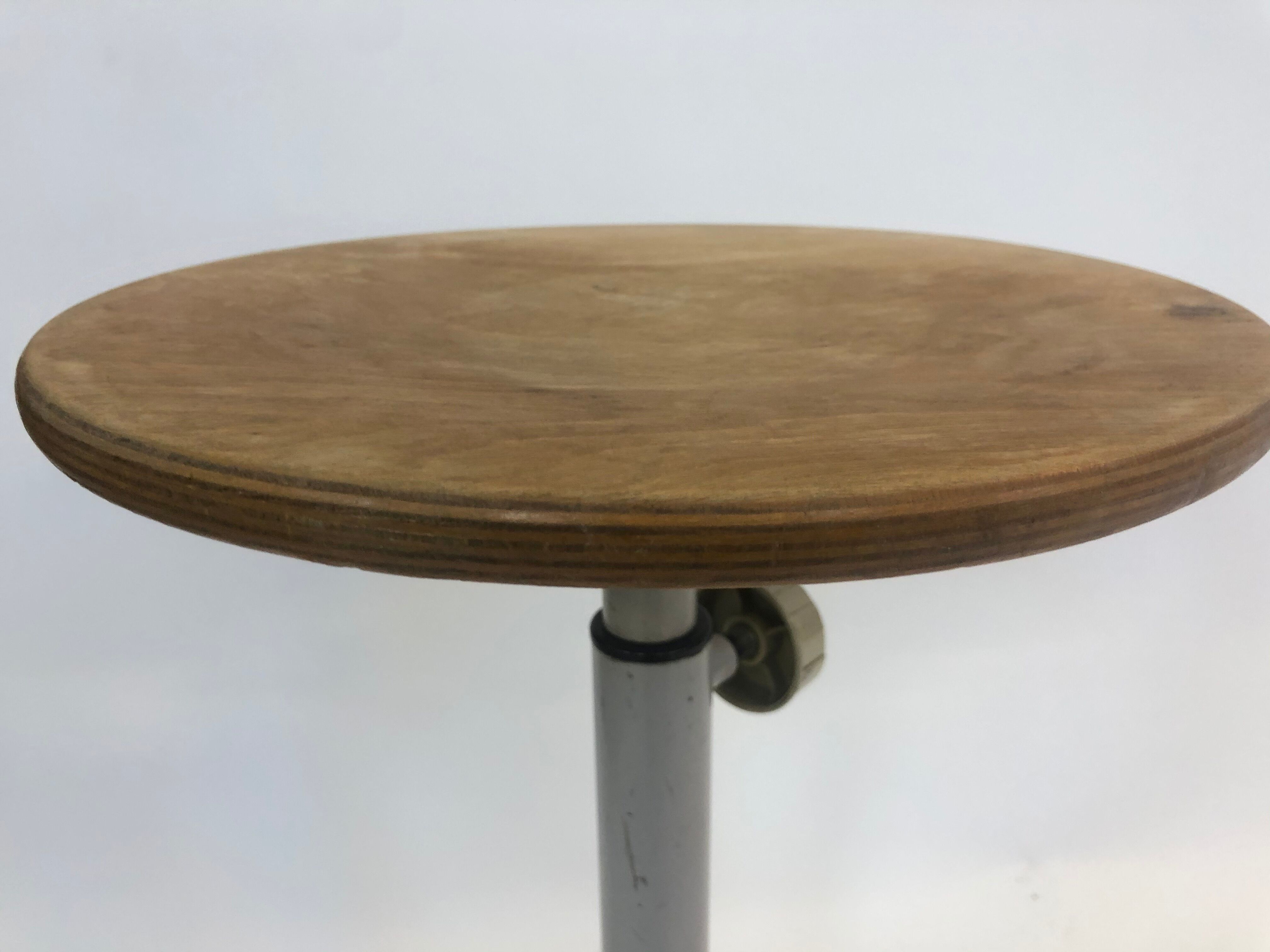 Stool by Friso Kramer Ahrend de Cirkel