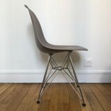 Chair Eames plastic DSR Vitra