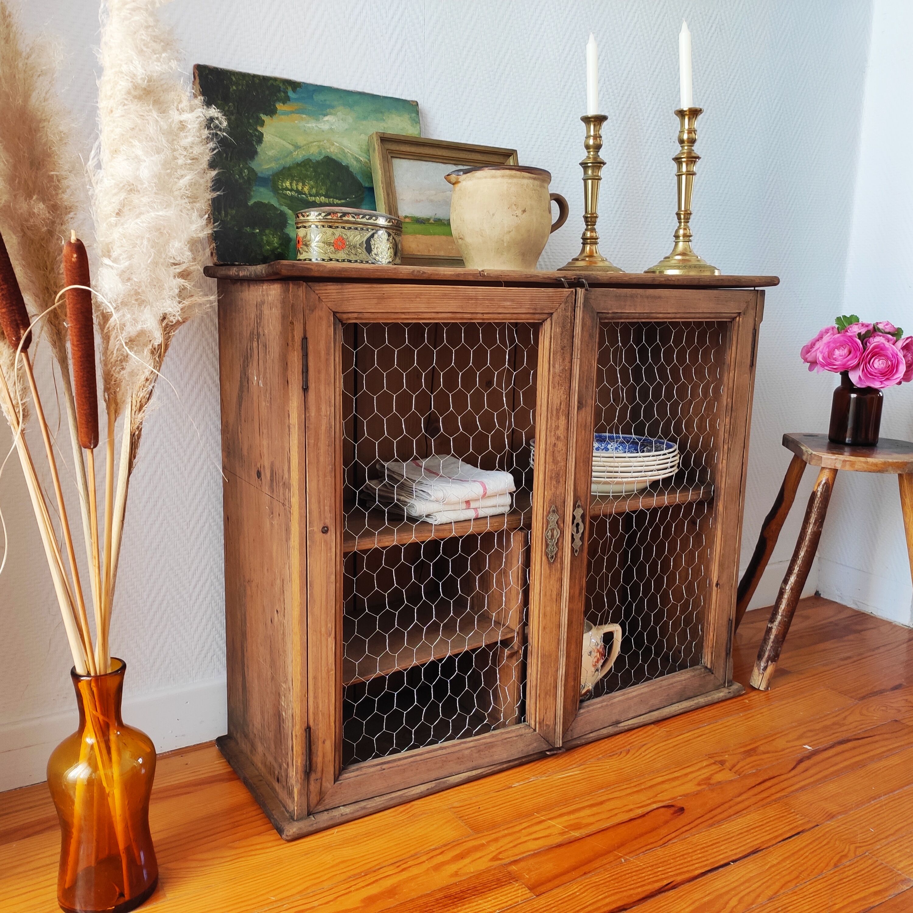 Old Parisian style buffet