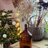 Give me amber Jeanne.