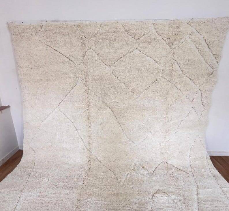 Tapis artisanal en laine naturelle