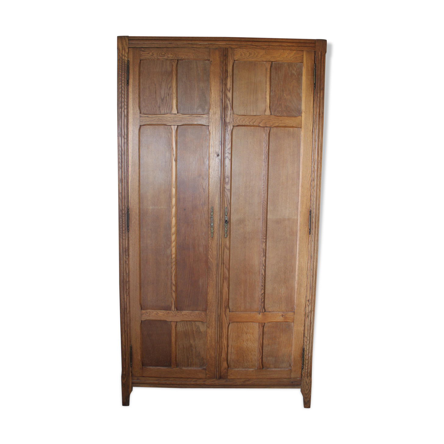 Vintage parisian wardrobe