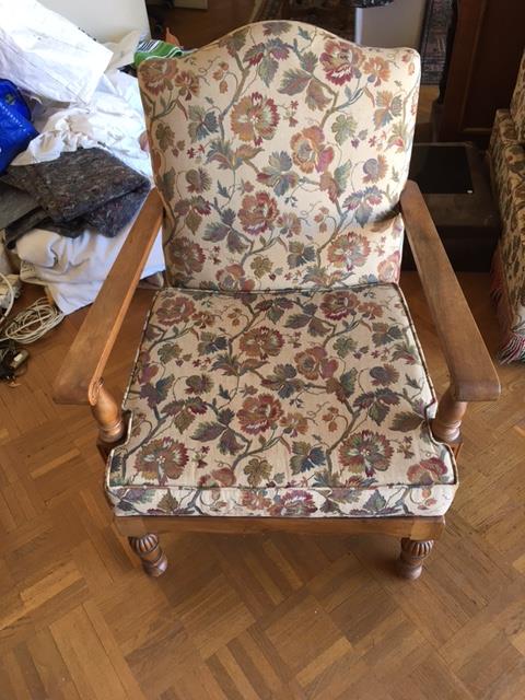 Velvet sofa bed from Genoa and armchairs