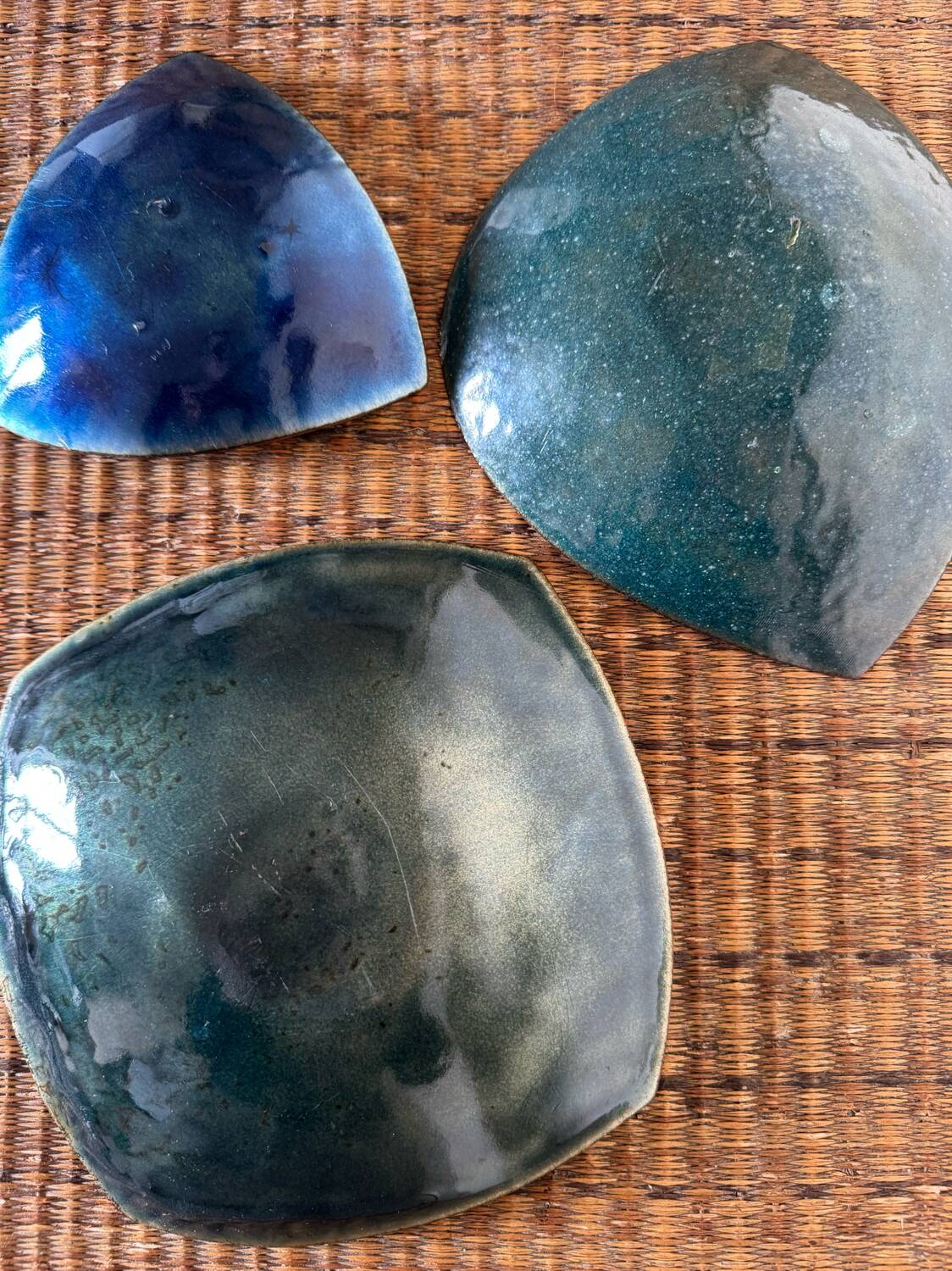 60s enamelled copper pocket emptier