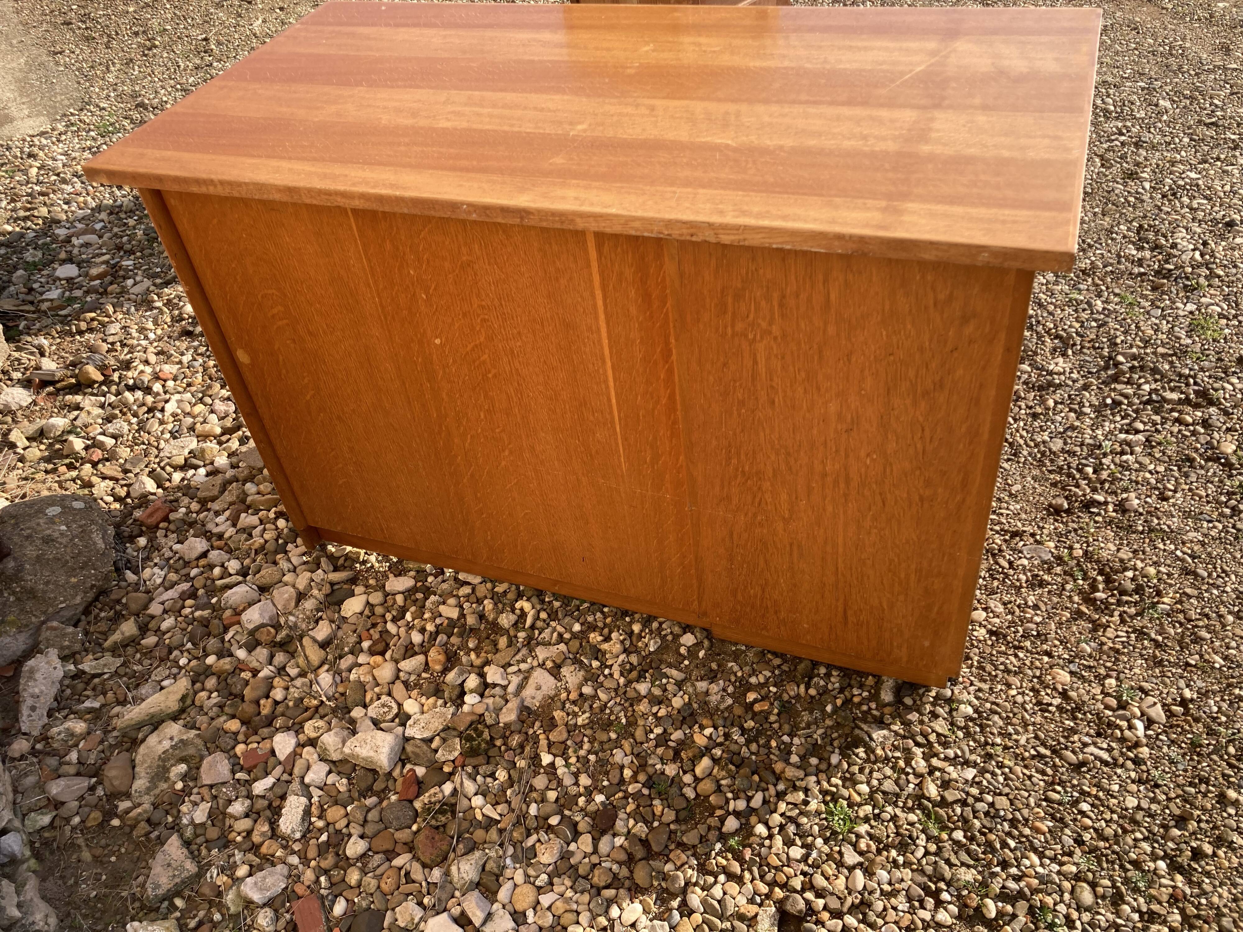 Oak administration office