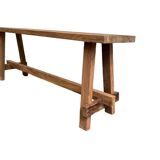 Solid and resistant bench / sofa