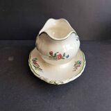 Beautiful small earthenware sauce boat from Villeroy and Boch Mattlach model 1562