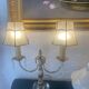Lot de 2 lampes en cristal et abat-jours en nacre