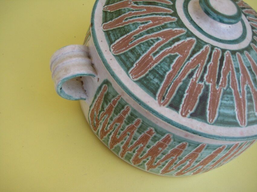 Covered pot C. VOLTZ Vallauris year 50