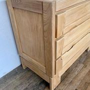 Commode vintage moderniste en orme massif 3 tiroirs