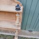 Étagère ancienne en bois sculpté