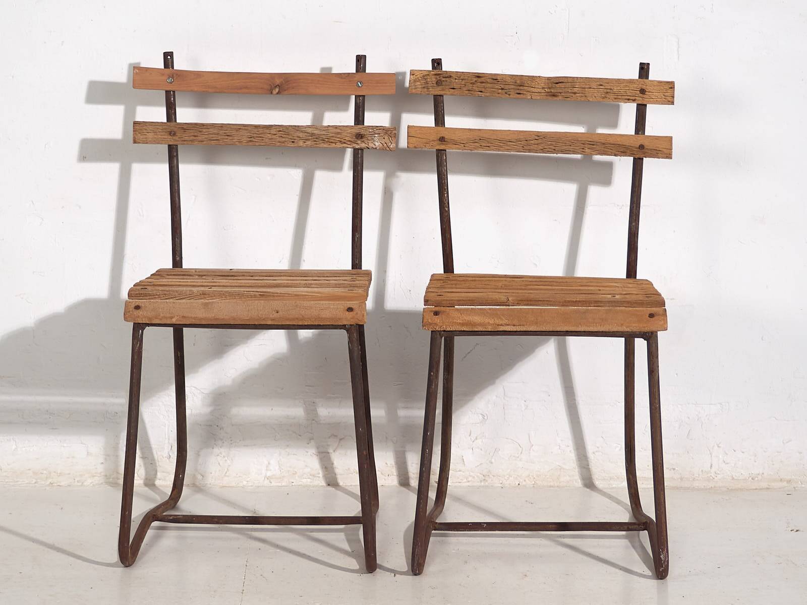 Antique garden chairs (c.1920). Set of 2 pieces no. 2