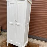 Small Parisian wardrobe