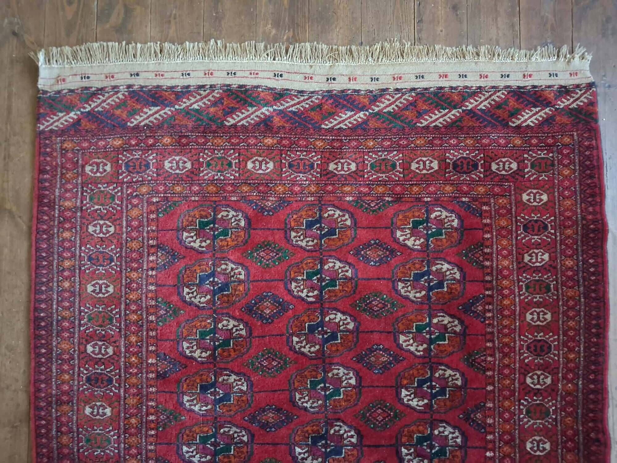 Tapis Boukhara Turkmène fait main 178x120cm