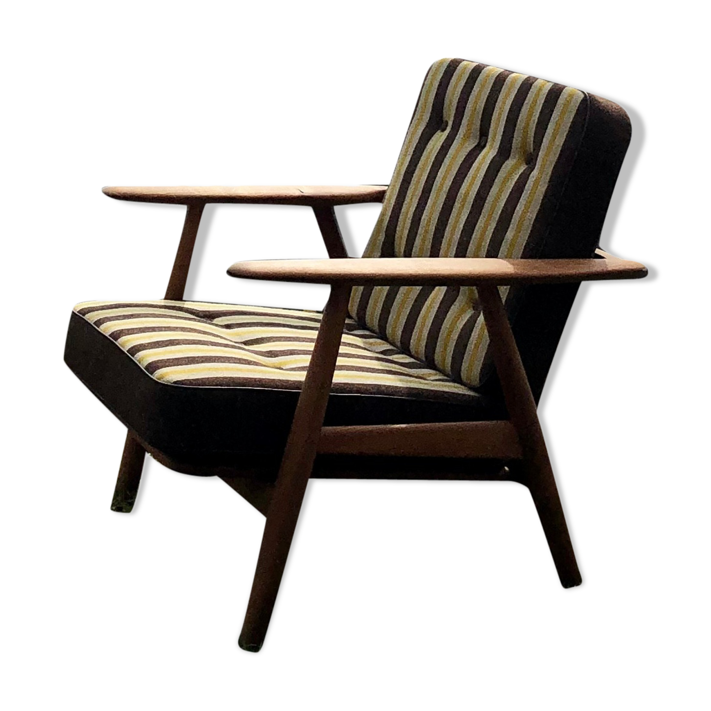 Hans Wegner's GE 240 armchair