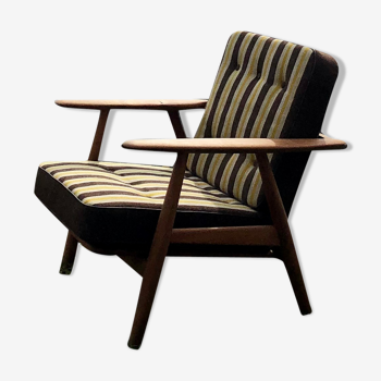 Fauteuil GE 240 de Hans Wegner