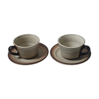 2 tasses et soucoupes