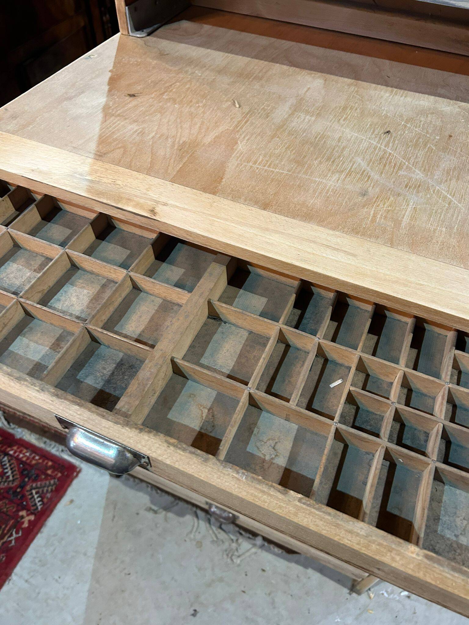 Trade furniture with printing lockers