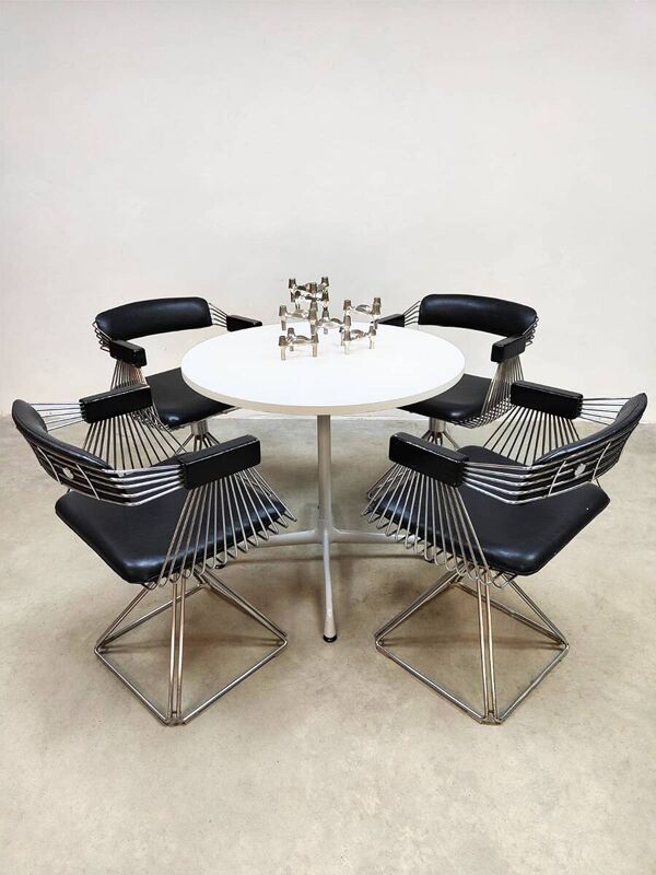 Table ronde de style vintage Vitra Eames