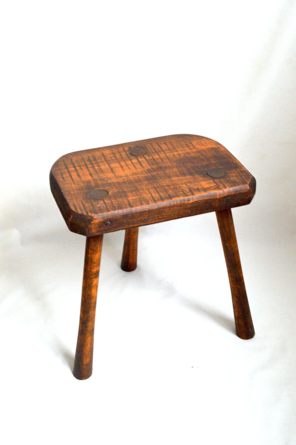 Tabouret de traite tripode