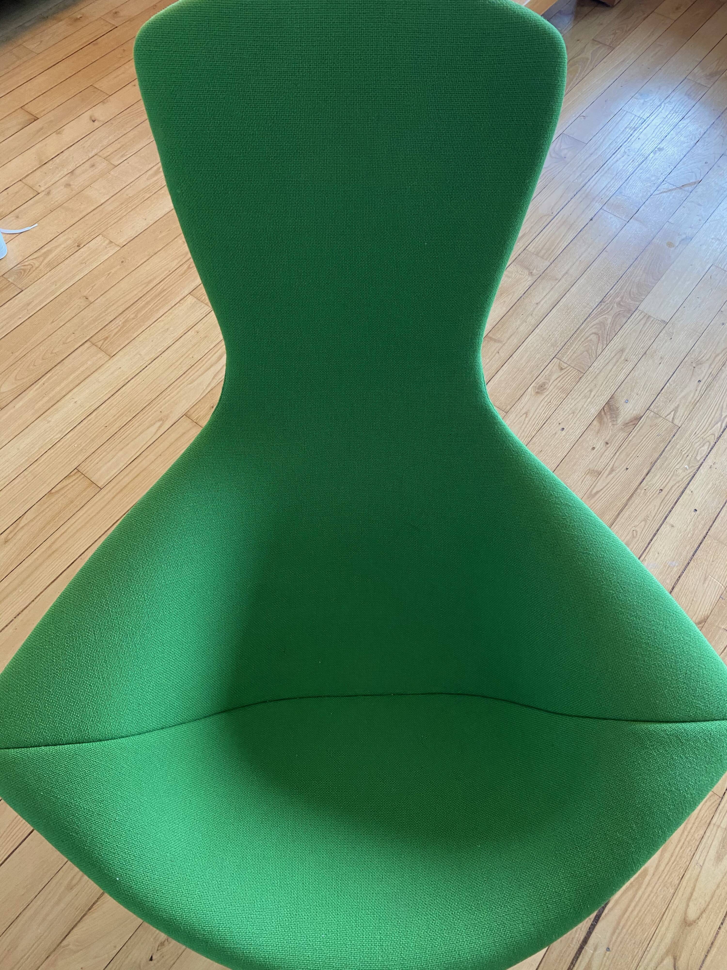 Bird armchair by Harry Bertoia for Knoll edition