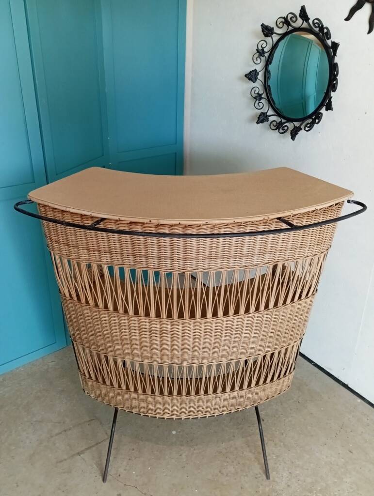 1960s rattan and metal bar counter