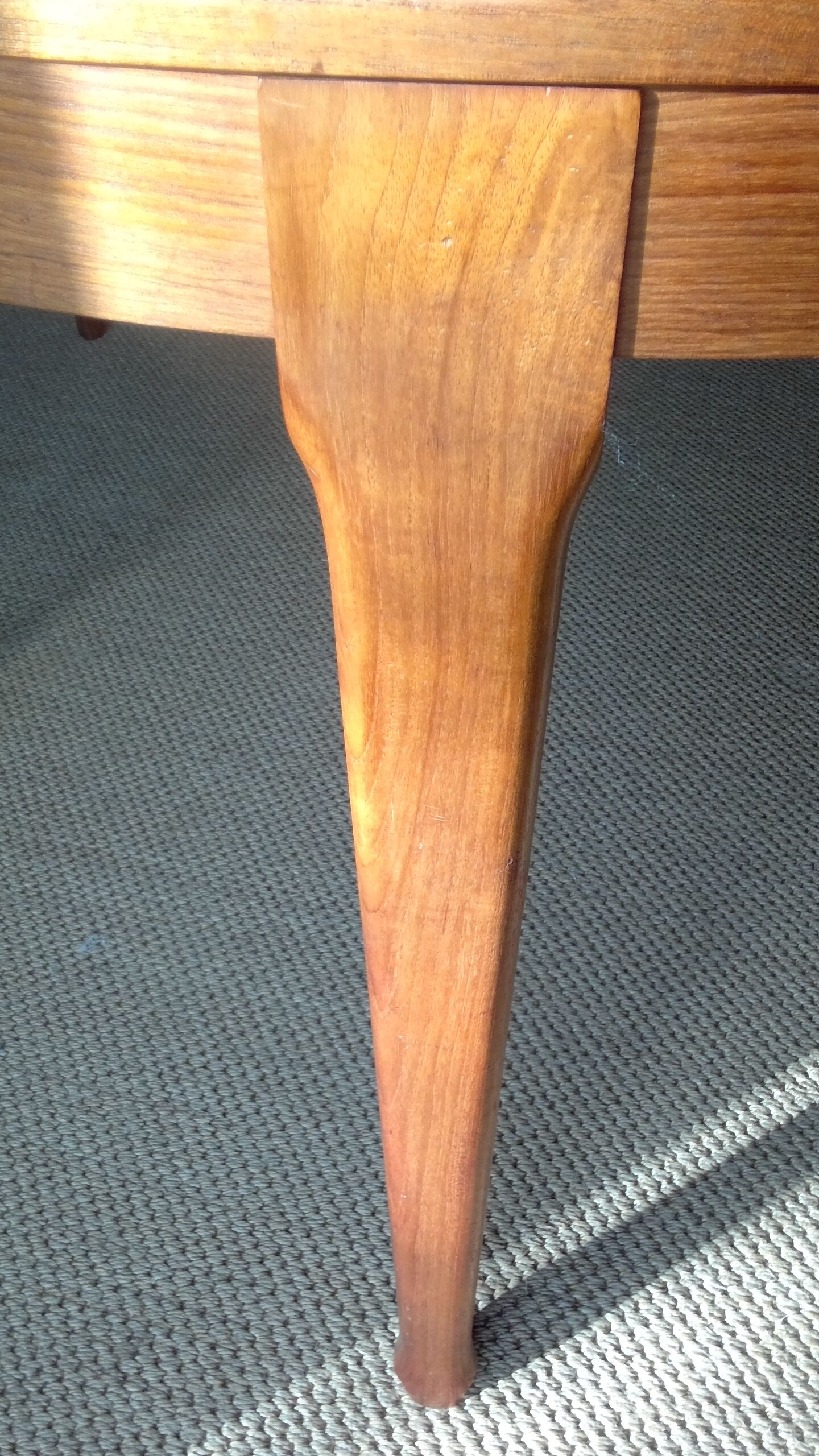 Table teak 2 extensions "furniture TV Paris"
