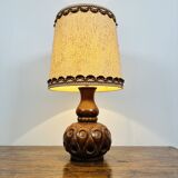 Vintage 70s table lamp – Sculpted ceramic with original shade