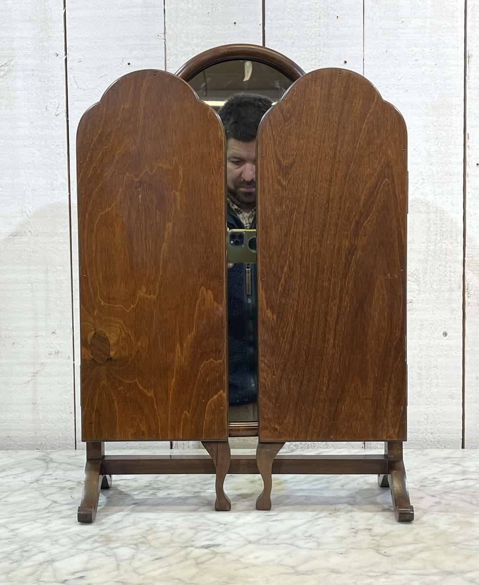 Psyche triptych, English, early 20th century, in mahogany