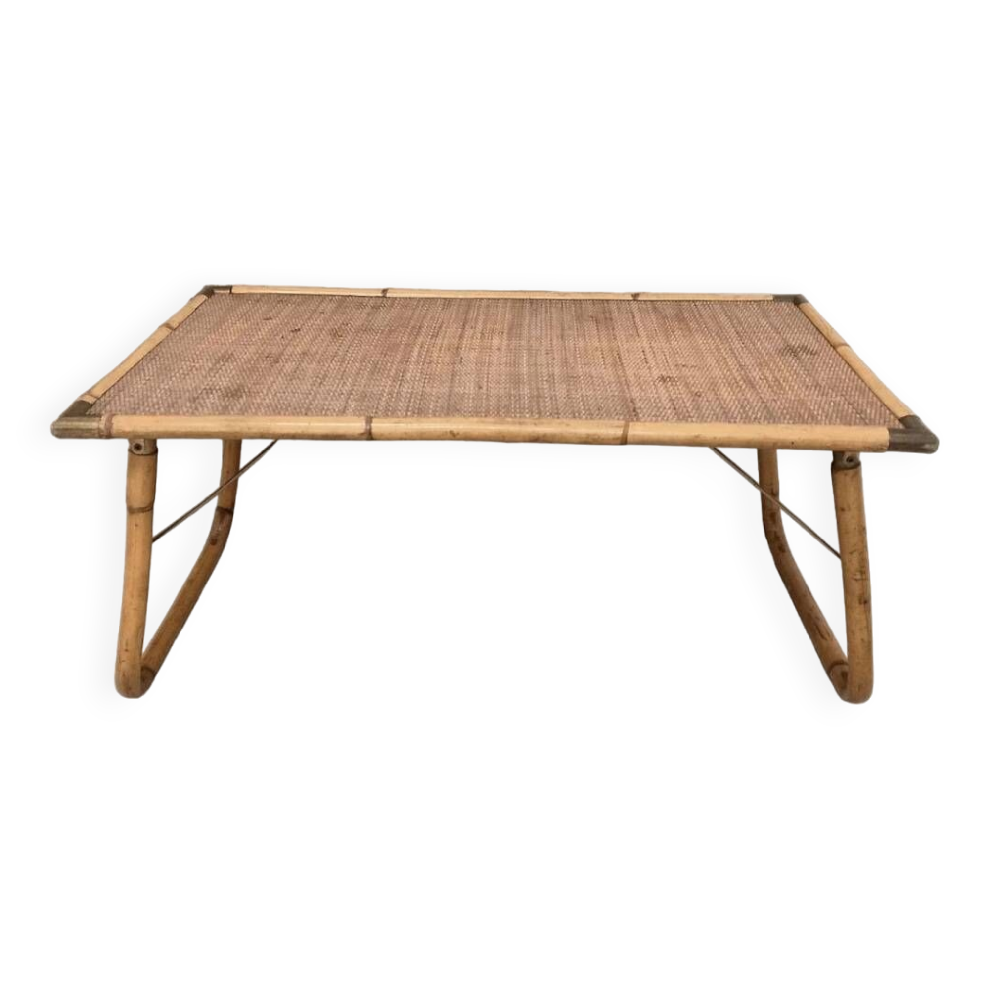 Folding table in bamboo