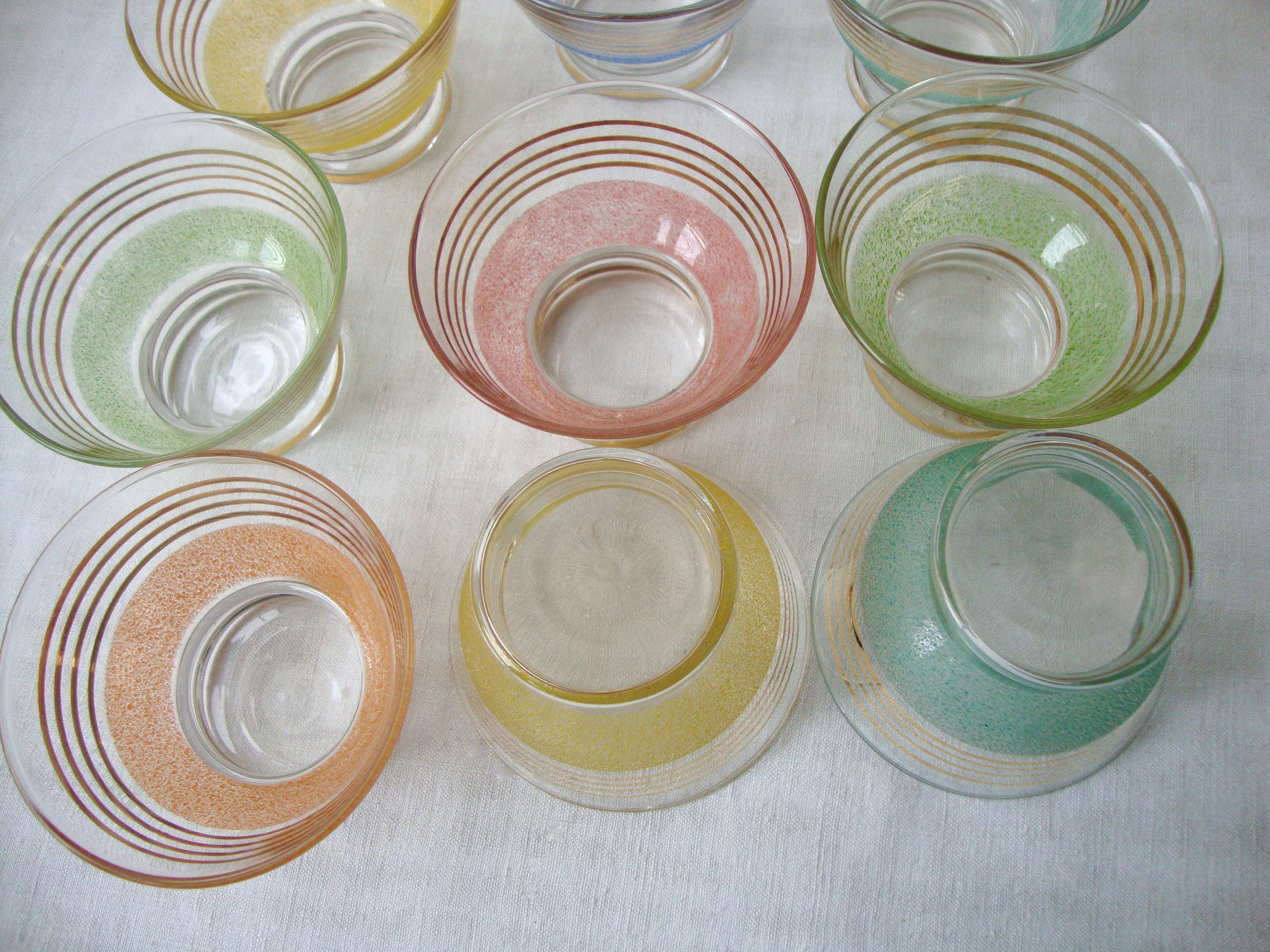 Set of 9 vintage dessert cups