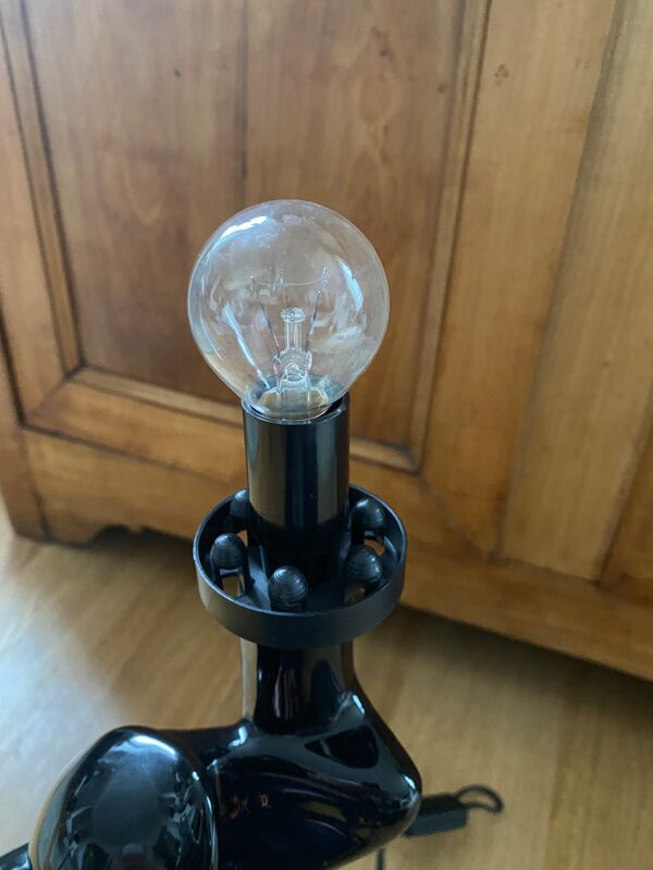 Lampe en céramique noire et globe opaline art déco art nouveau