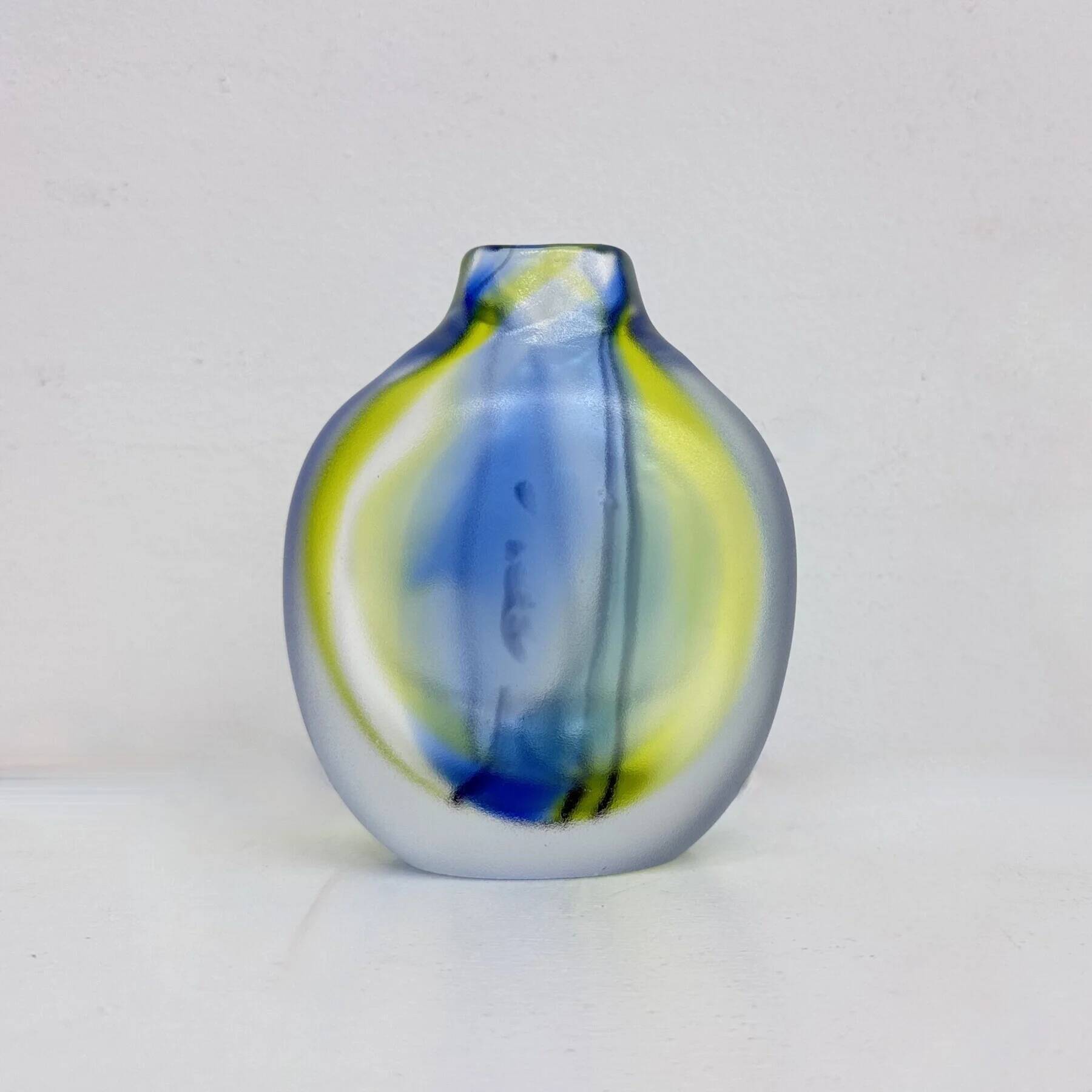Kosta Boda glass vase Royal Art Collection by Göran Wärff for Kosta Boda Sweden