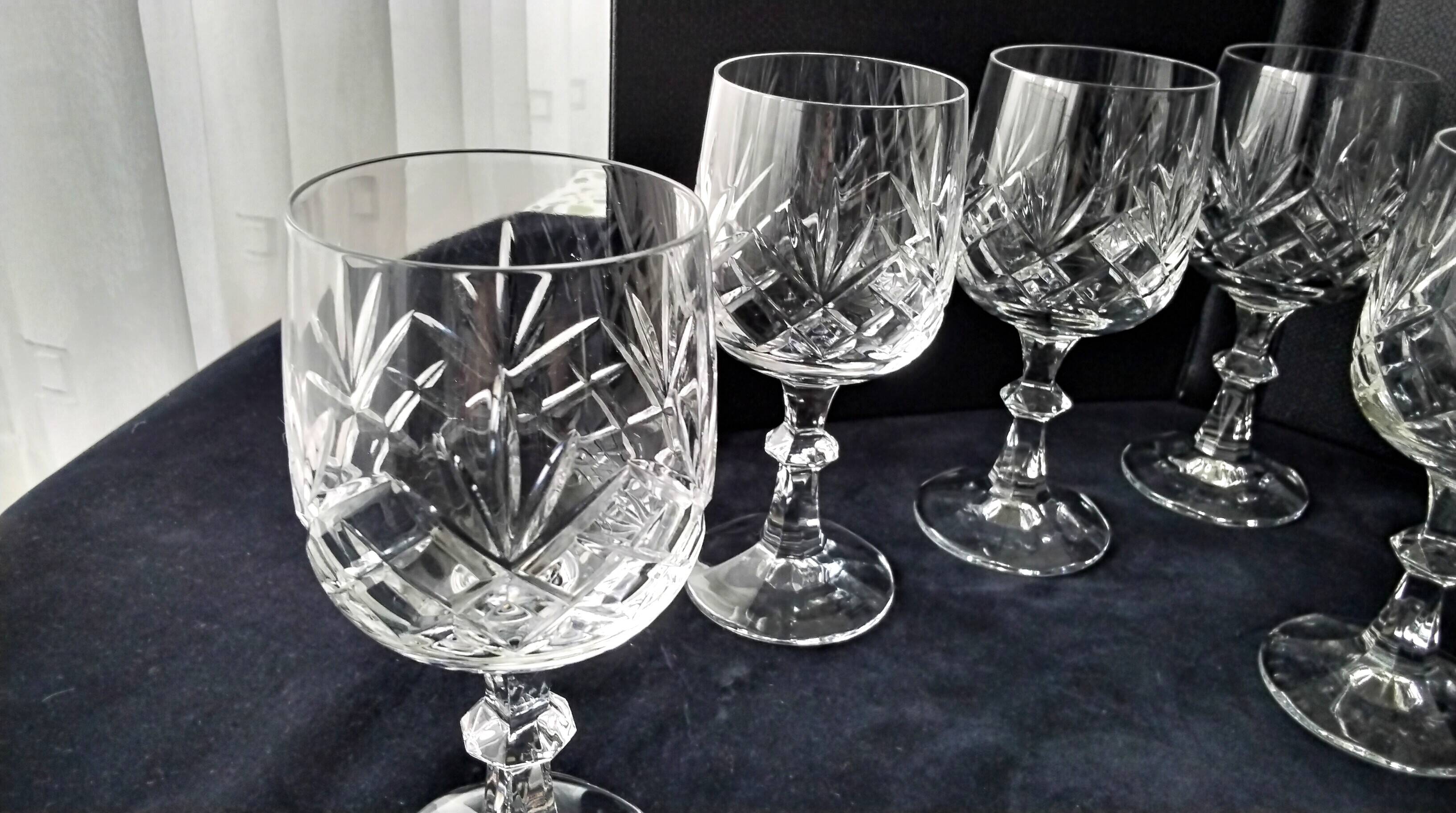 6 water glasses or large cut crystal wine glasses