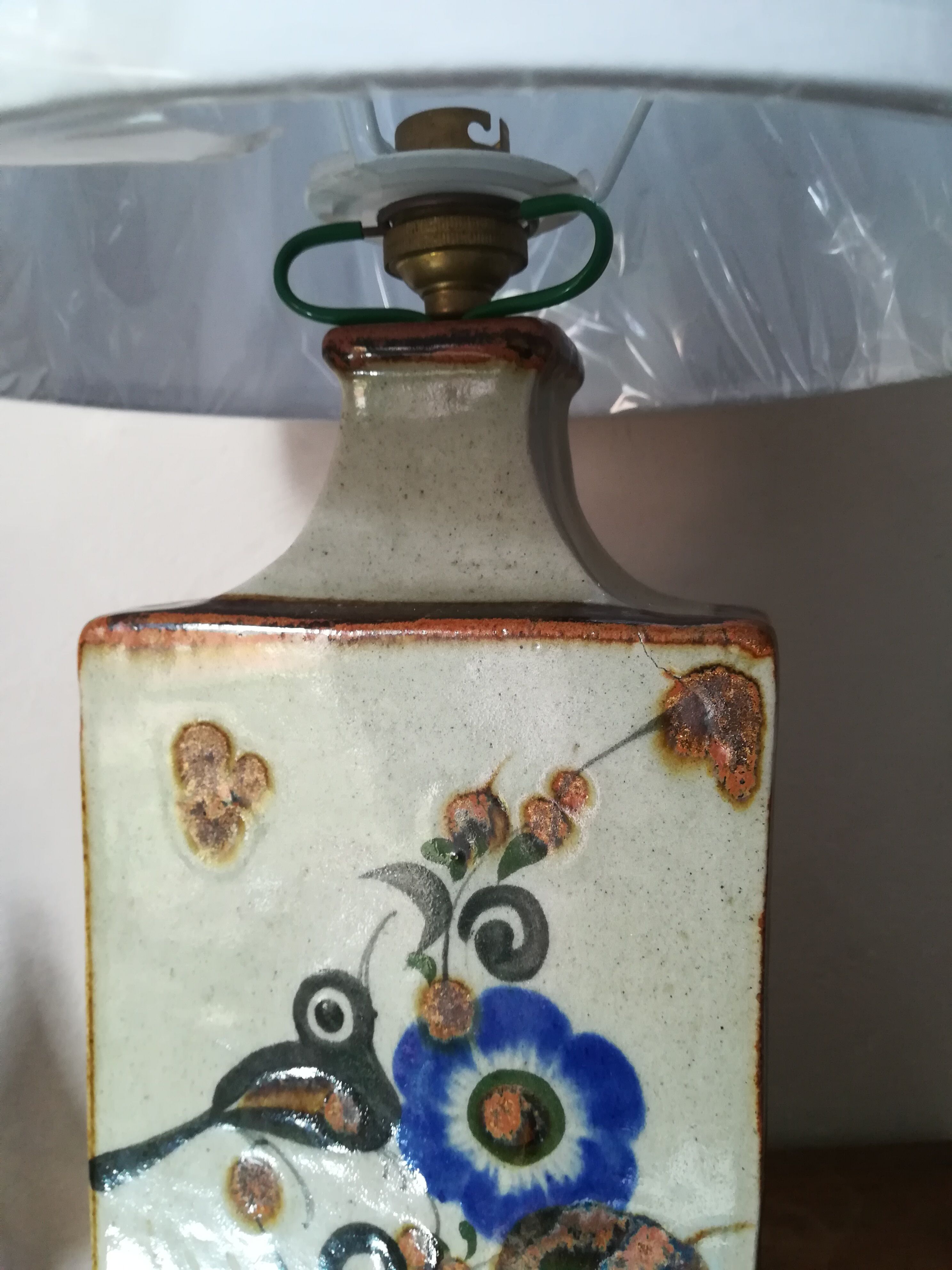 Ceramic lamp