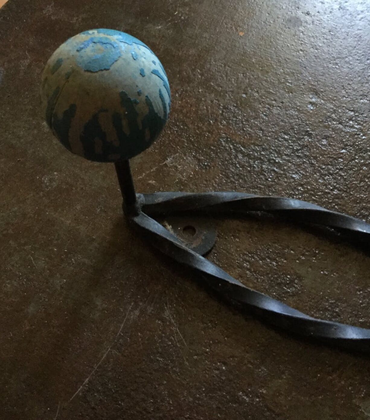 Peg of the 1950s vintage